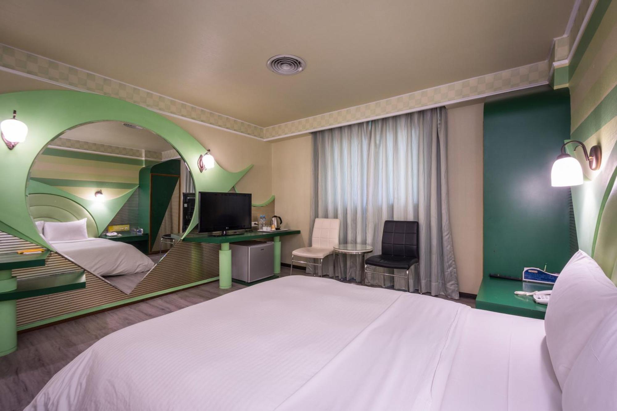 Golden Phoenix Hotel Καοσιούνγκ Εξωτερικό φωτογραφία