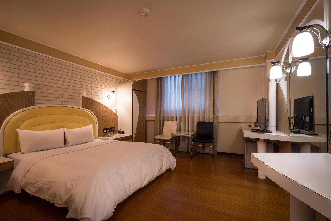Golden Phoenix Hotel Καοσιούνγκ Εξωτερικό φωτογραφία