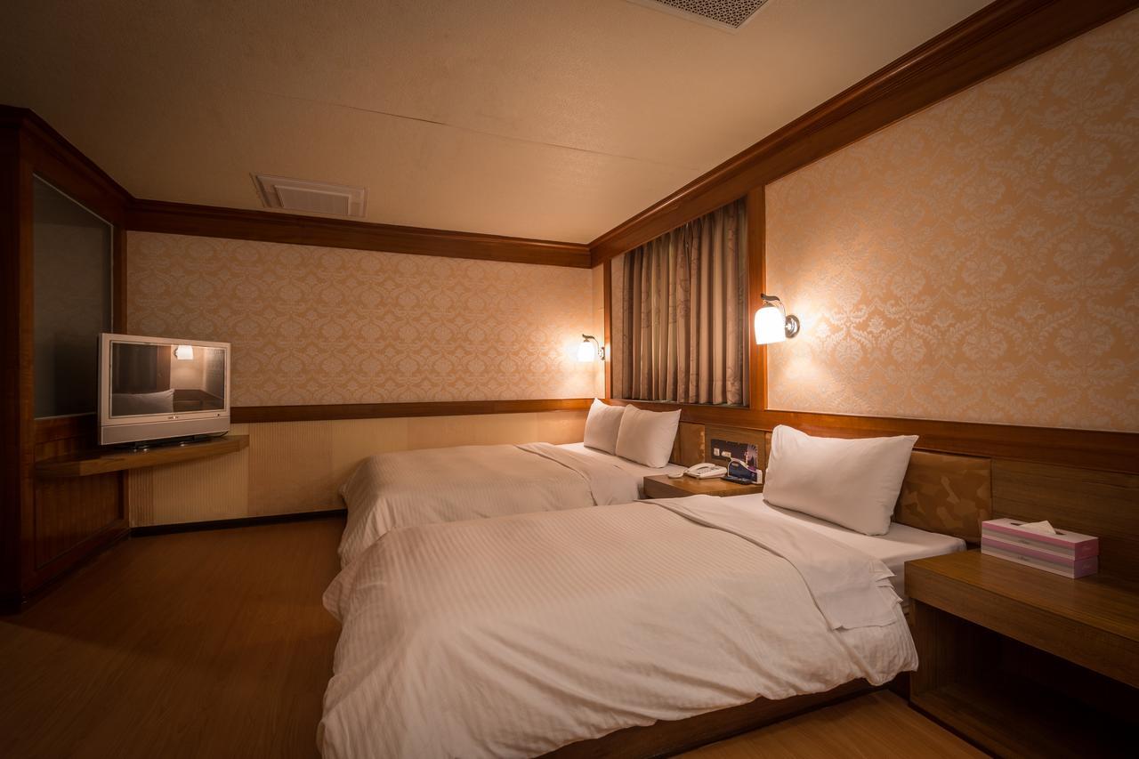 Golden Phoenix Hotel Καοσιούνγκ Εξωτερικό φωτογραφία