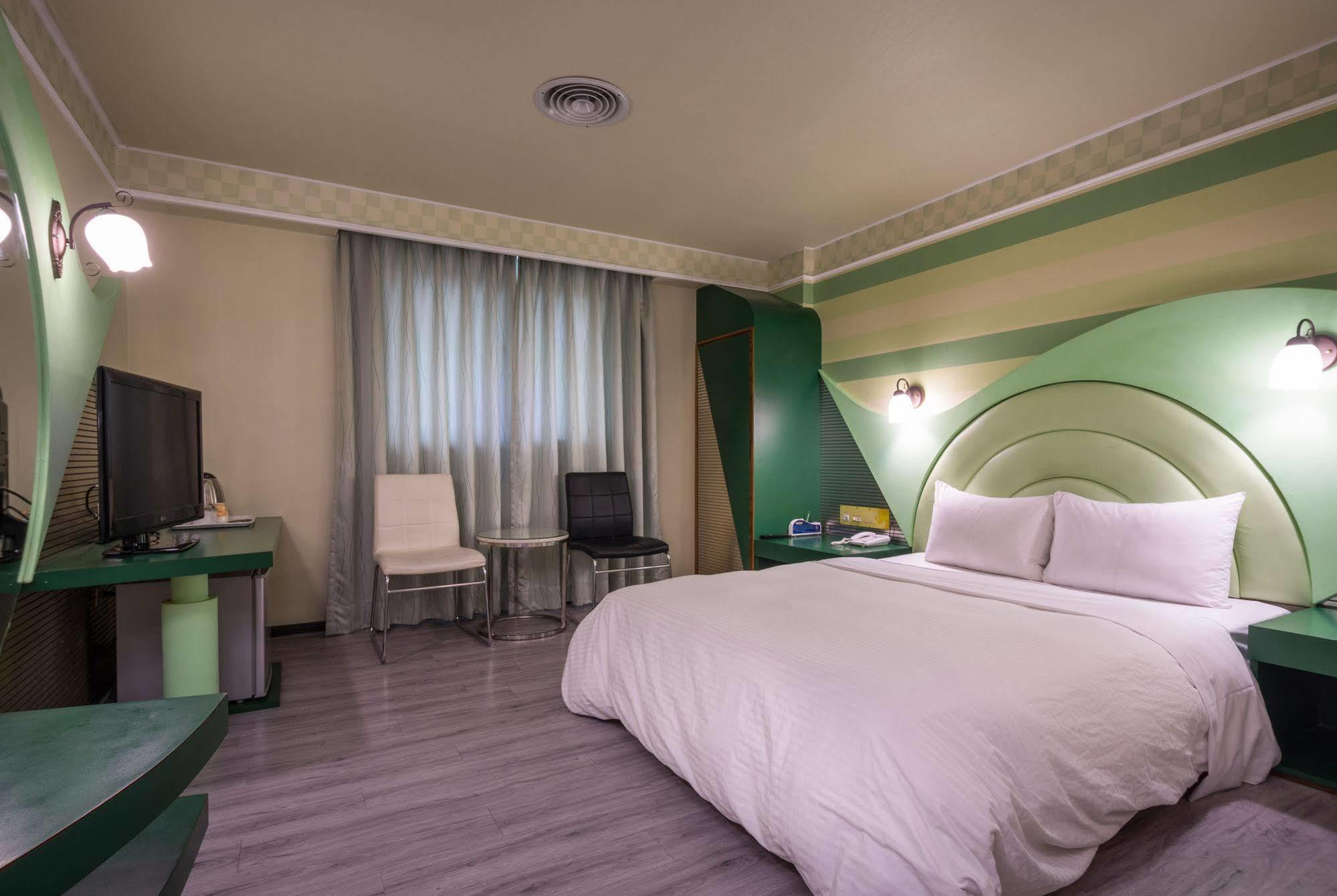 Golden Phoenix Hotel Καοσιούνγκ Εξωτερικό φωτογραφία